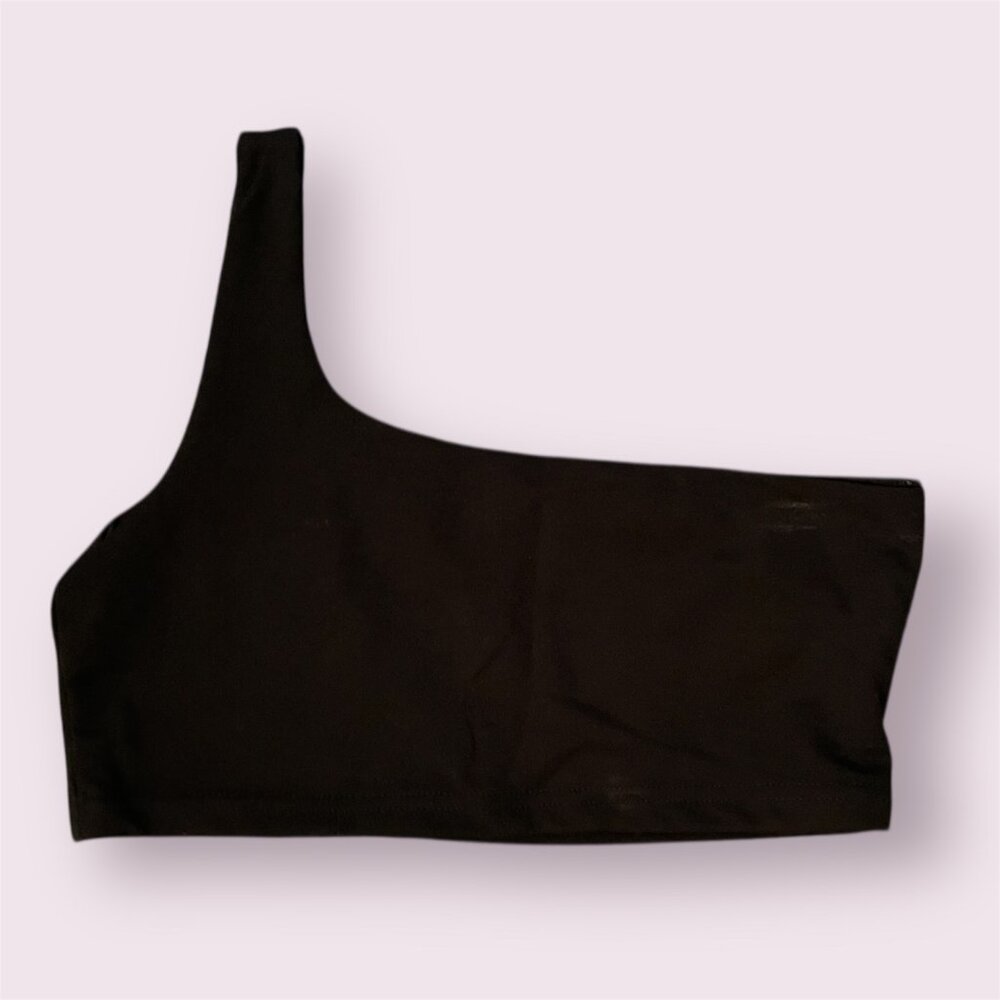 Black One-Shoulder Crop Top 8 Rebellious Elastic Bandeau